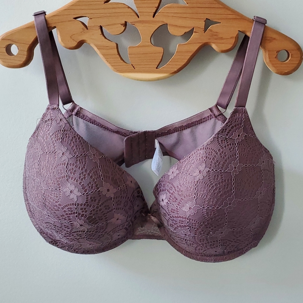 DELTA BURKE Women's Bra